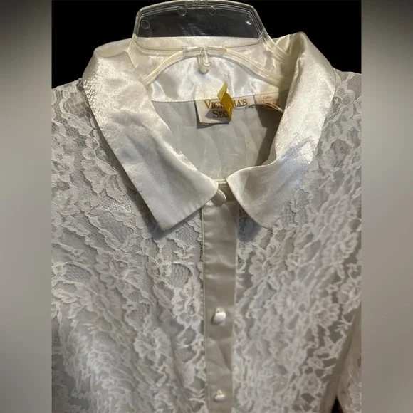 Vintage 1980s Victoria's Secret Ivory Lace Silk Sheer Button Up Bridal Lingerie - Picture 2 of 9